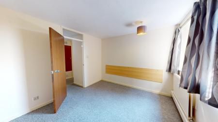 1 bedroom Flat to let in Eaton Road, Hove, BN3