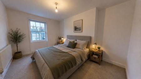 1 bedroom Flat to let in Bedford Square, City Centre, Brighton, BN1