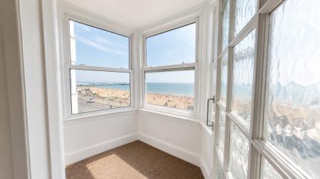 4 bedroom Flat to let in 54-55 Kings Road, Brighton, BN1