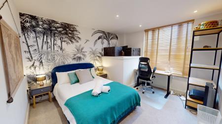 2 bedroom Maisonette for sale in Dorset Gardens, Kemptown, Brighton, BN2