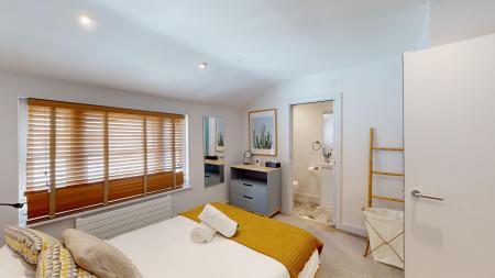 2 bedroom Maisonette for sale in Dorset Gardens, Kemptown, Brighton, BN2