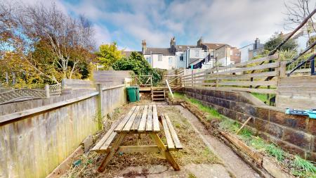 2 bedroom Flat to let in Sandown Road, Brighton, BN2