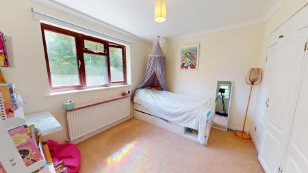 3 bedroom Semi-detached house to let in Davigdor Road, Hove, BN3