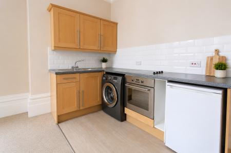 1 bedroom Flat to let in Denmark Terrace, Brighton, BN1