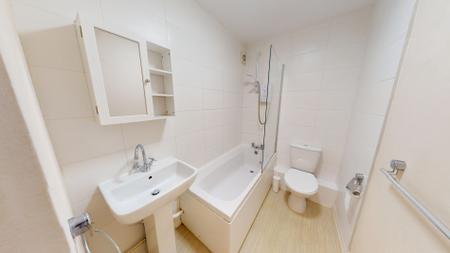 1 bedroom Flat to let in Denmark Terrace, Brighton, BN1