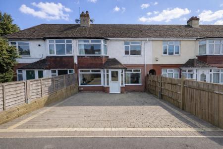 2 bedroom Terraced House for sale in Carden Crescent, Patcham, Brighton, BN1