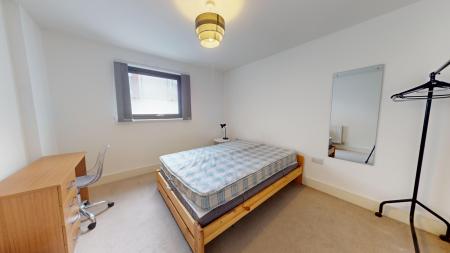 2 bedroom Flat to let in Dyke Road