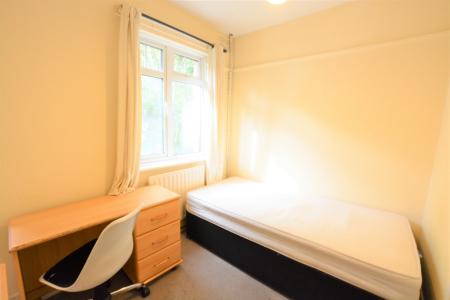 6 bedroom Terraced House to let in Stanmer Park Road, Brighton, BN1