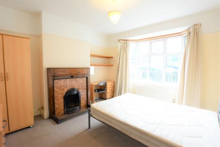 6 bedroom Terraced House to let in Stanmer Park Road, Brighton, BN1