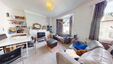 2 bedroom Maisonette to let in Warleigh Road