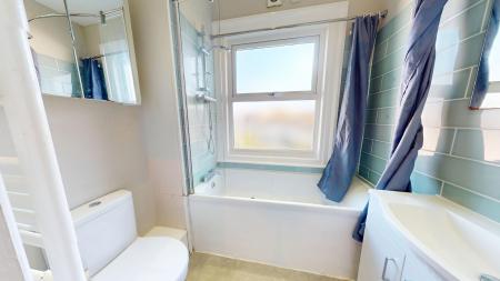 2 bedroom Flat to let in Chatham Place, City Centre, Brighton, BN1