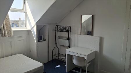 1 bedroom Flat share to let in St Michaels Place, Brighton, BN1