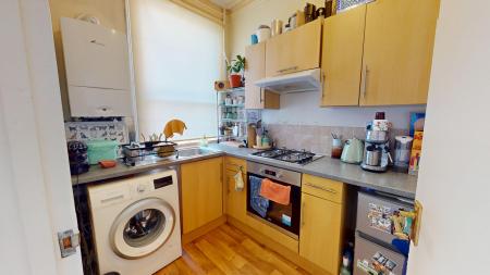 1 bedroom Flat to let in Walpole Terrace, Brighton, BN2