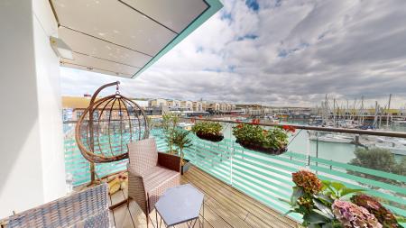 3 bedroom Flat to let in 2 The Broadwalk, Brighton, BN2