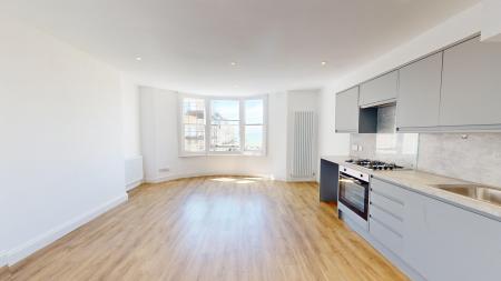1 bedroom Flat to let in Bedford Square, Brighton, BN1