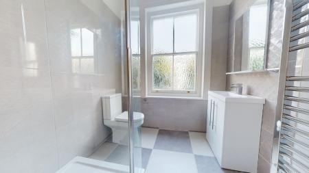 1 bedroom Flat to let in Selborne Road, Hove, BN3