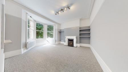 1 bedroom Flat to let in Selborne Road, Hove, BN3
