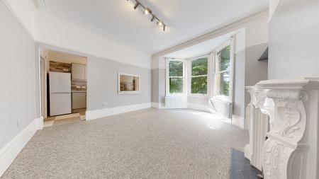 1 bedroom Flat to let in Selborne Road, Hove, BN3