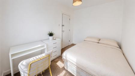 4 bedroom Detached house to let in St Mary Magdalene Road, Hanover, Brighton, BN2