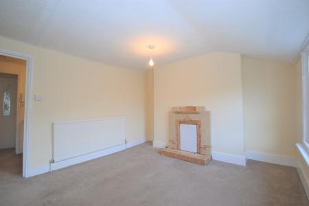 2 bedroom Flat to let in Brunswick road, Hove, BN3