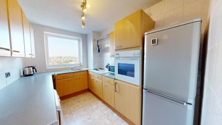 2 bedroom Flat to let in Dyke Road, Brighton, BN1