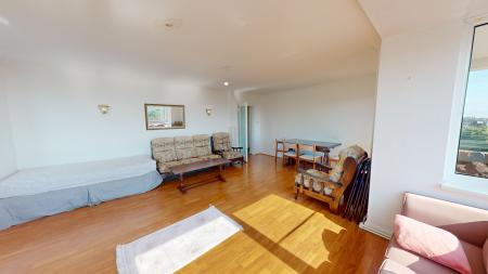 2 bedroom Flat to let in Dyke Road, Brighton, BN1