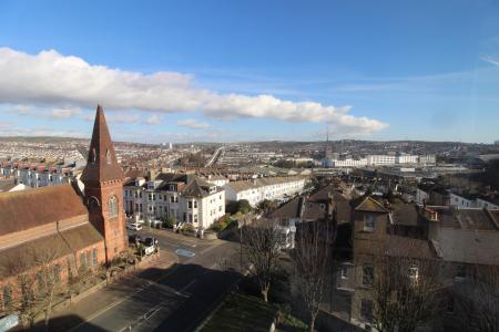 2 bedroom Flat to let in Dyke Road, Brighton, BN1