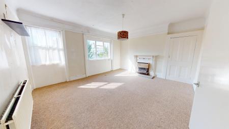 2 bedroom Flat to let in Buckingham Road, Brighton, BN1
