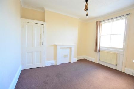 2 bedroom Flat to let in Buckingham Road, Brighton, BN1