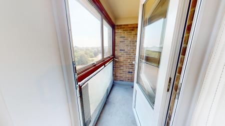 1 bedroom Flat to let in Mandalay Court, Brighton, BN1