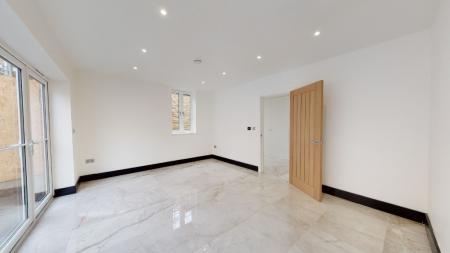 3 bedroom Detached house to let in Highcroft Villas, Brighton, BN1