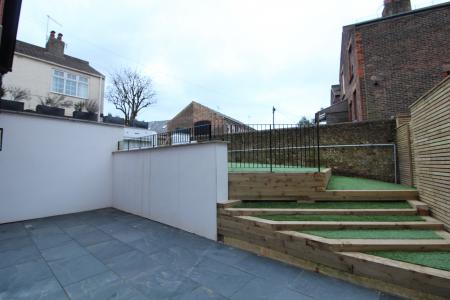 3 bedroom Detached house to let in Highcroft Villas, Brighton, BN1