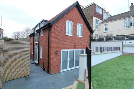 Highcroft Villas, Brighton, BN1