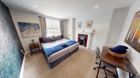 2 bedroom Flat to let in Brunswick Place, Hove, BN3