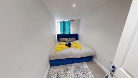 2 bedroom Flat to let in Brunswick Place, Hove, BN3