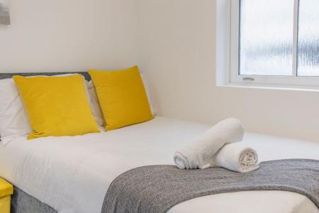 4 bedroom Flat to let in Eaton Place, Kemptown, Brighton, BN2