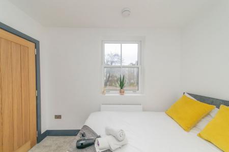 4 bedroom Flat to let in Eaton Place, Kemptown, Brighton, BN2