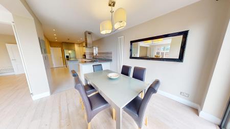 6 bedroom Detached house for sale in Woodland Avenue, Hove, BN3