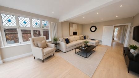 6 bedroom Detached house for sale in Woodland Avenue, Hove, BN3
