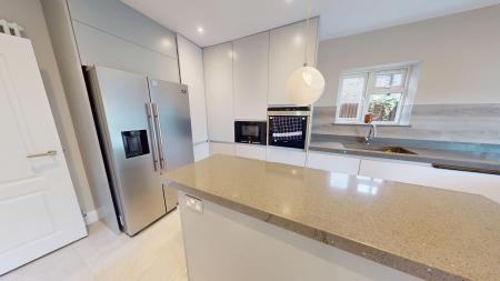 6 bedroom Detached house for sale in Woodland Avenue, Hove, BN3