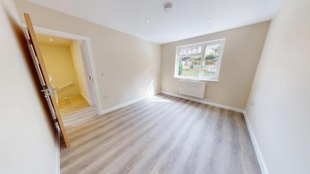 4 bedroom Detached house to let in Dale view, Hove, BN3