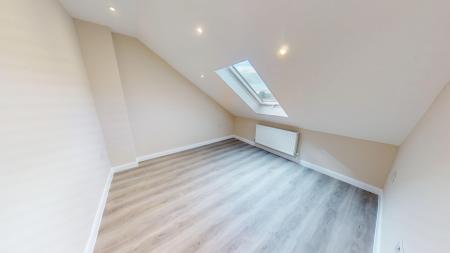 4 bedroom Detached house to let in Dale view, Hove, BN3