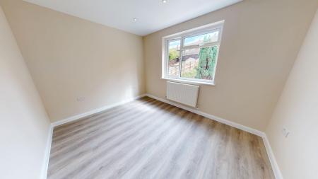 4 bedroom Detached house to let in Dale view, Hove, BN3