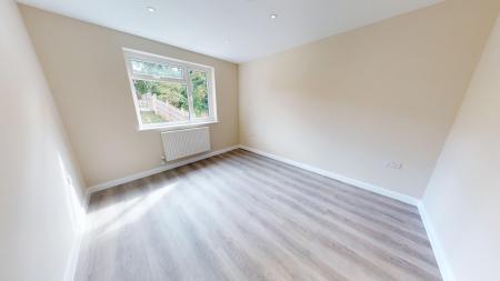 4 bedroom Detached house to let in Dale view, Hove, BN3