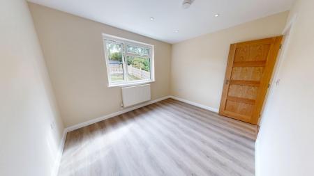 4 bedroom Detached house to let in Dale view, Hove, BN3