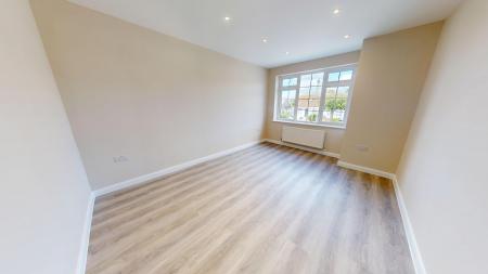 4 bedroom Detached house to let in Dale view, Hove, BN3