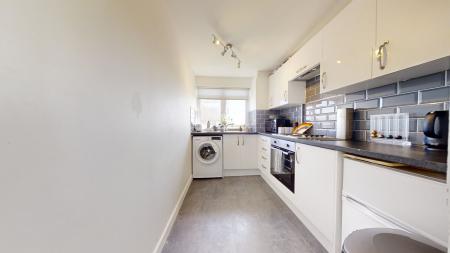 2 bedroom Flat to let in 251-255 Kingsway, Hove, BN3