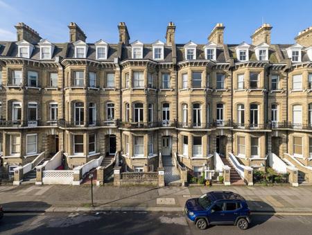 First Avenue, Hove, BN3
