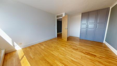 3 bedroom Flat to let in Eaton Road, Hove, BN3
