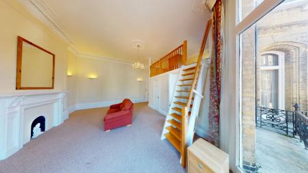 1 bedroom Flat to let in First Avenue, Hove, BN3